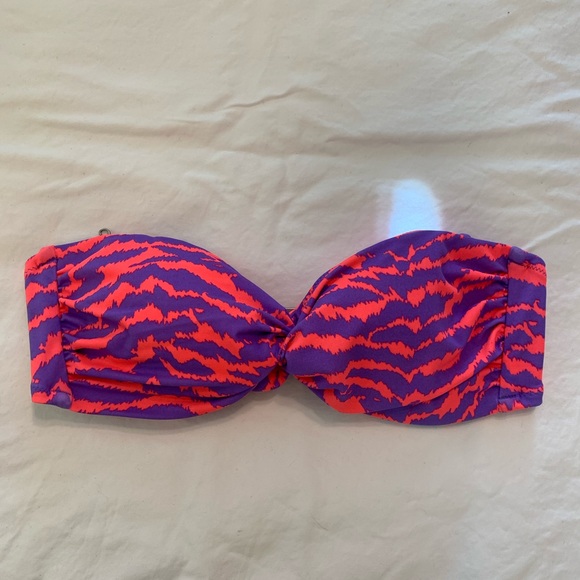 Bikini top - Picture 1 of 2